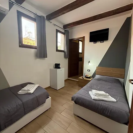 Bed & Breakfast Sara's *