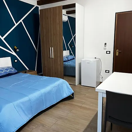 Sara's Bed & Breakfast 3*